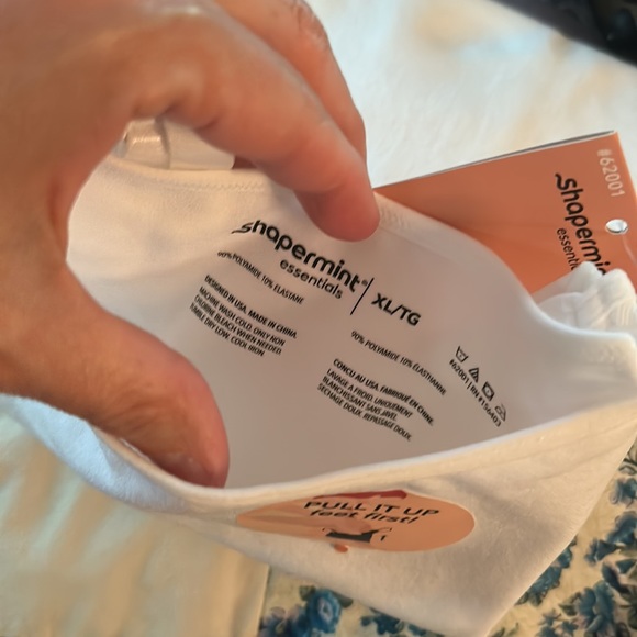 SOLD NWT 3 Shapermint All Day Every Day Scoop Neck Camis. XL. White, Blue, Brown - Picture 5 of 9